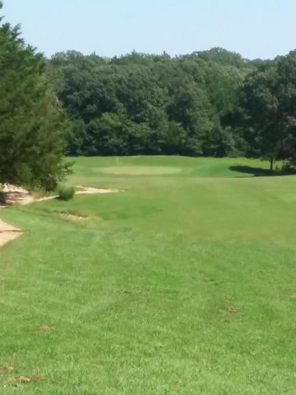 23980 Shadow Lake Dr, Wheatland, MO 65779